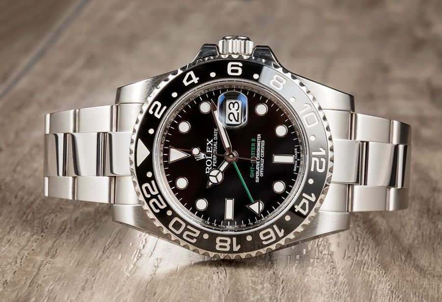 GMT-Master’s bezel