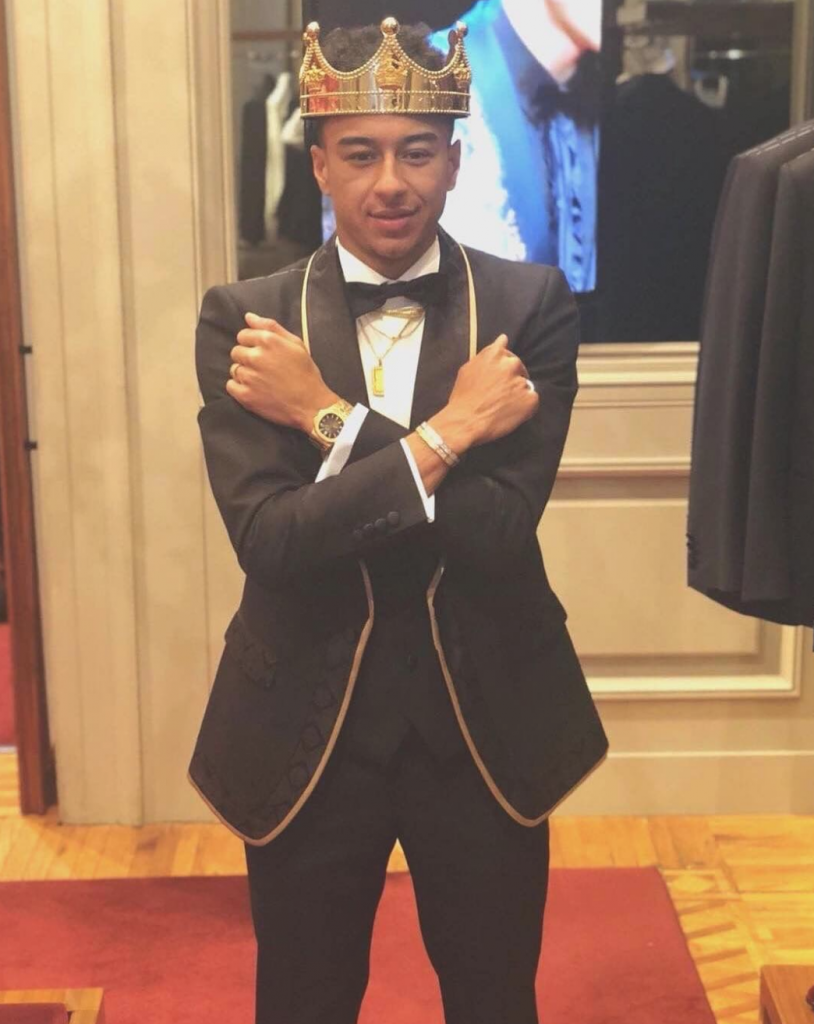 Jesse Lingard posing with his Patek Philippe 5980 in Rose Gold