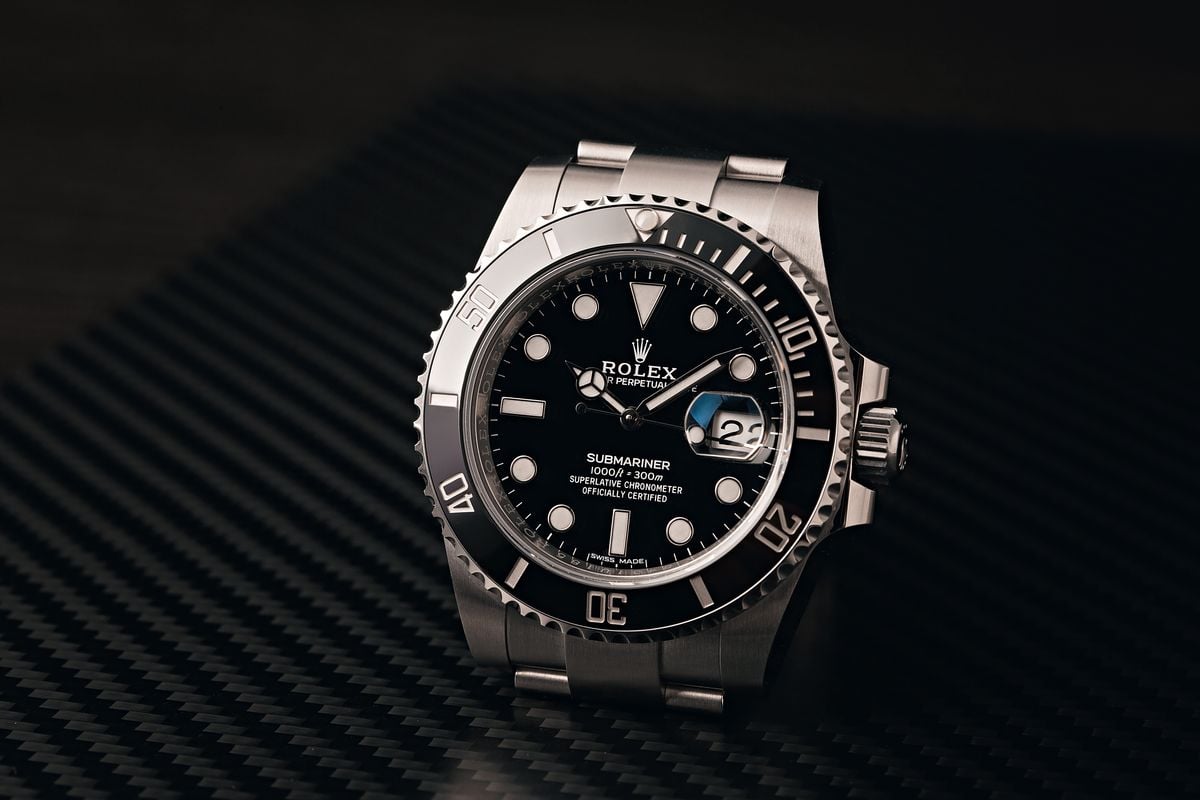 Rolex Submariner 114060 vs 116610