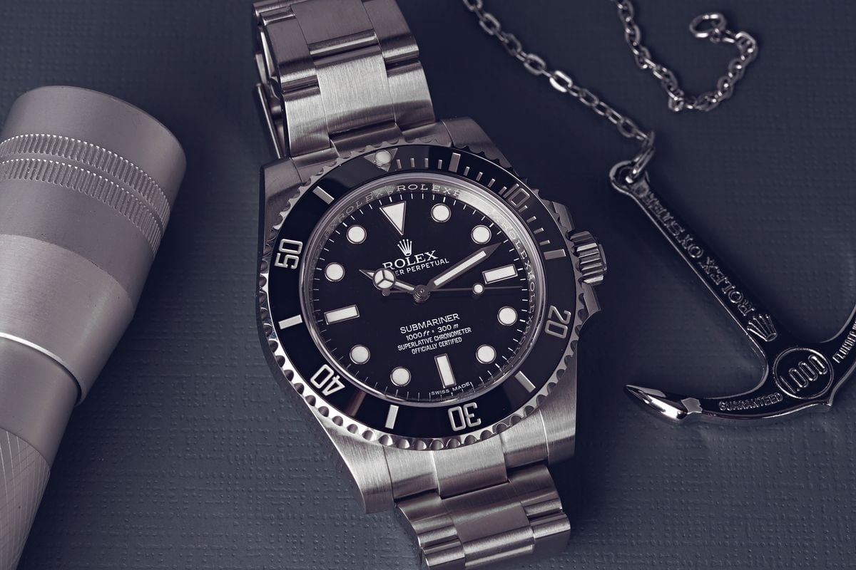 Rolex Submariner 114060 vs 116610