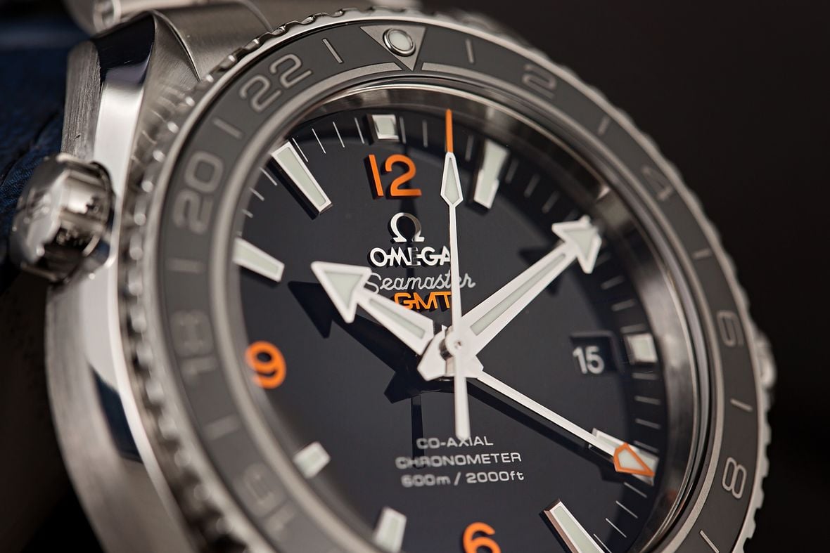 Omega Seamaster Planet Ocean GMT Shopping Guide 24-Hour Bezel