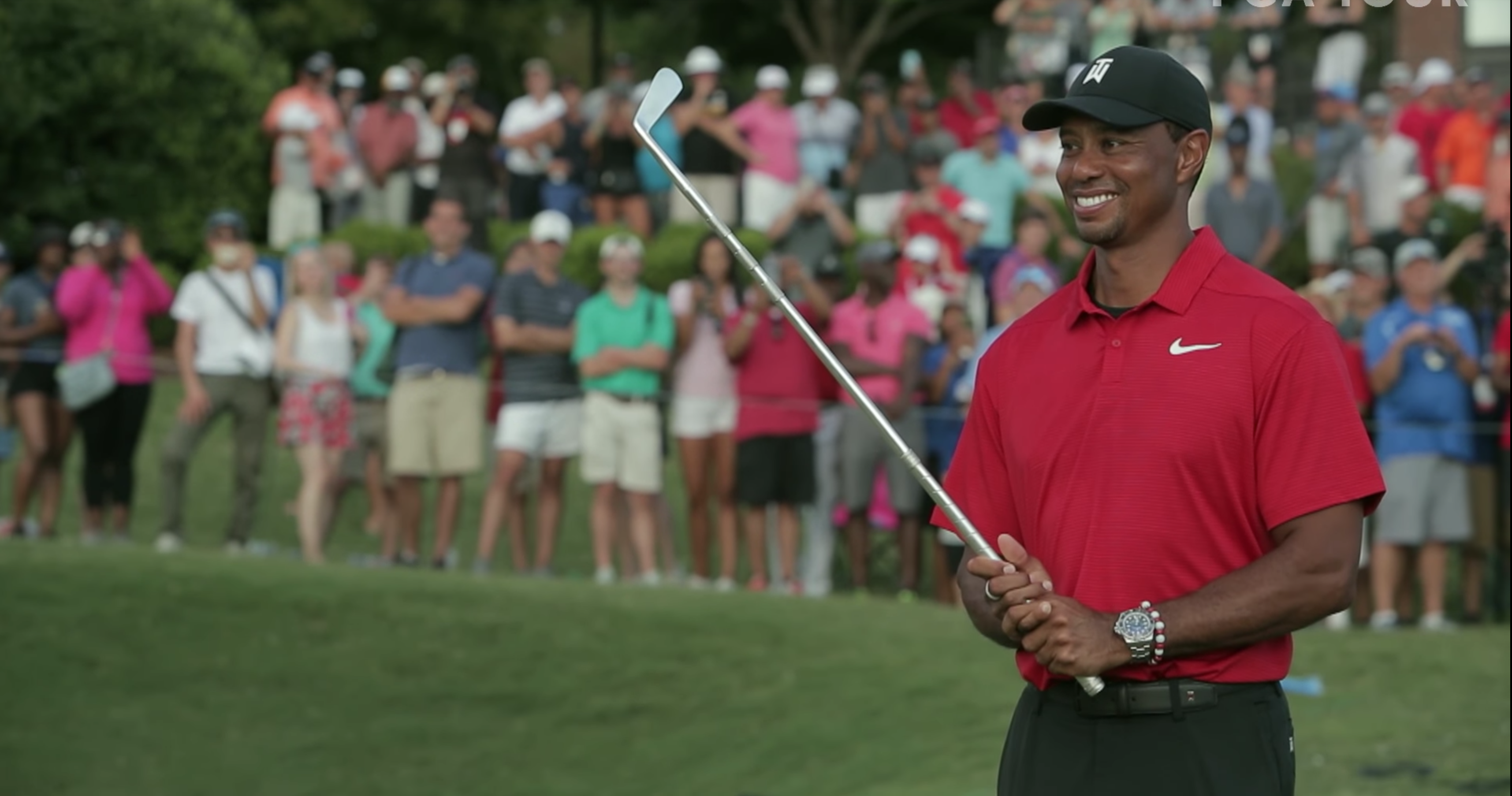 Tiger Woods wins first major competition in 5 years