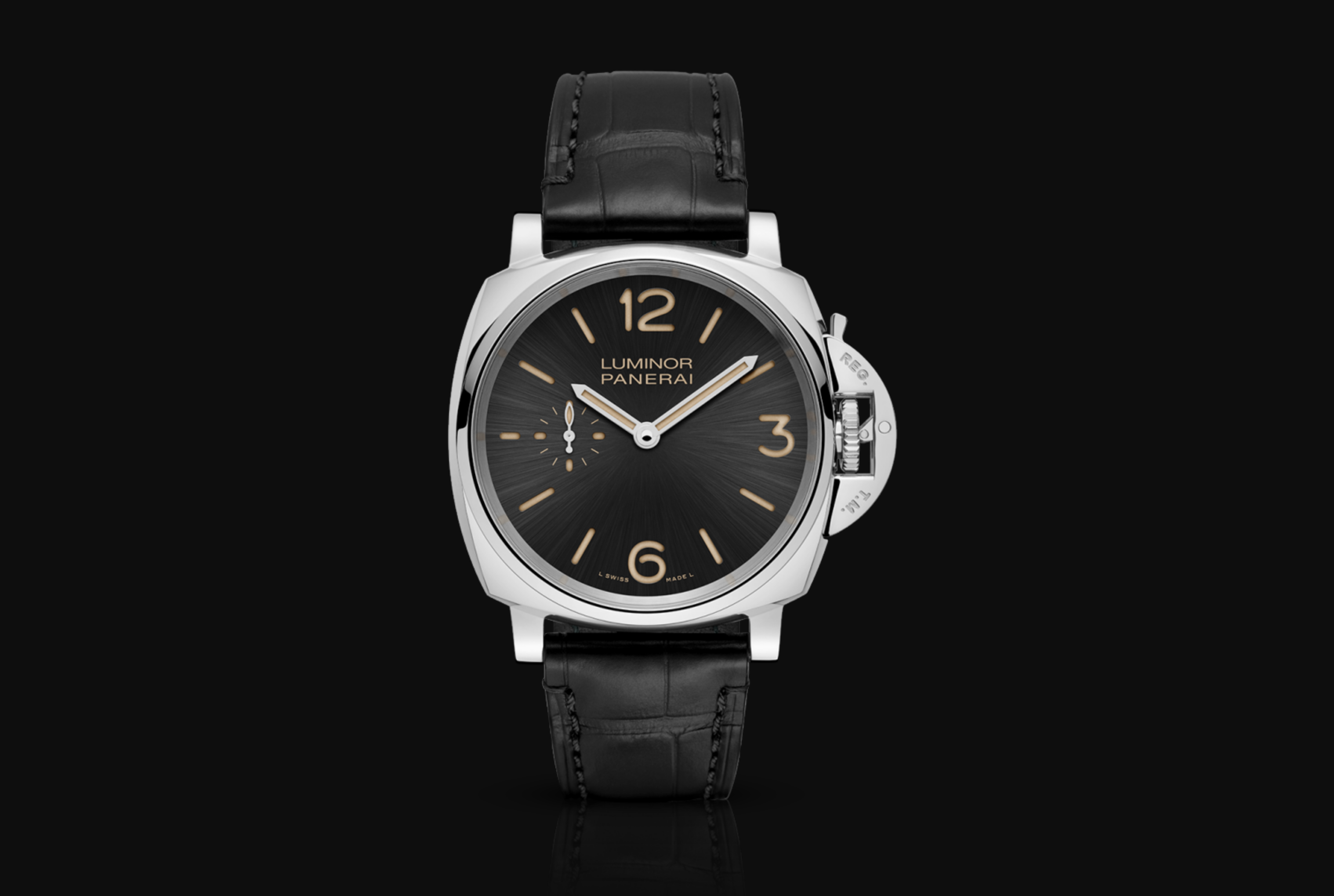 The Panerai Luminor Due features a smaller case