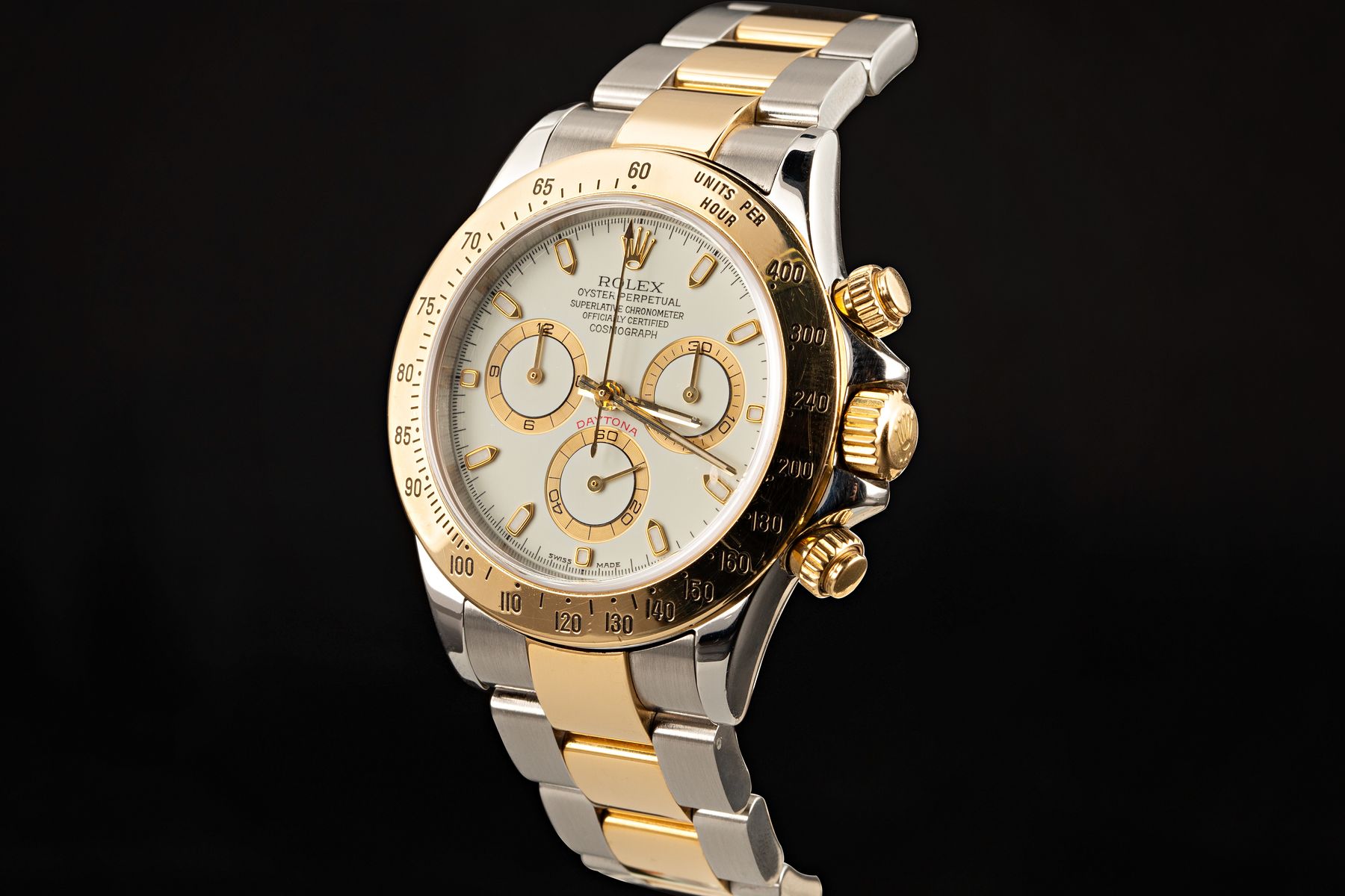 Rolex Daytona 116503 vs 116523 Comparison Yellow Rolesor