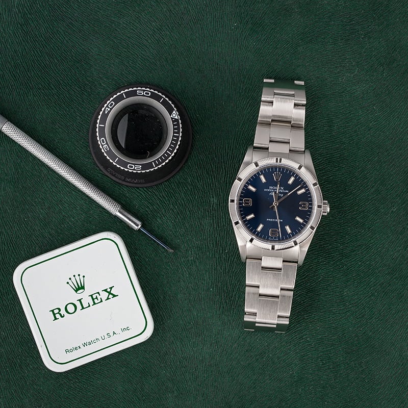 Unique Engine-Turned Bezels like this are perfect for those who are looking for something distinctive. Engine-Turned Bezels