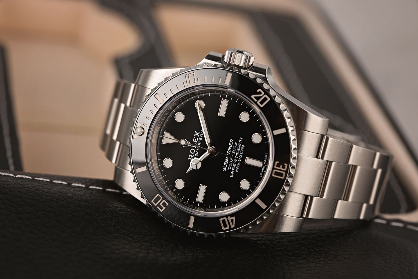 Rolex Submariner ref. 114060 Rolex Watches Submariner 114060 No-Date Personality Test