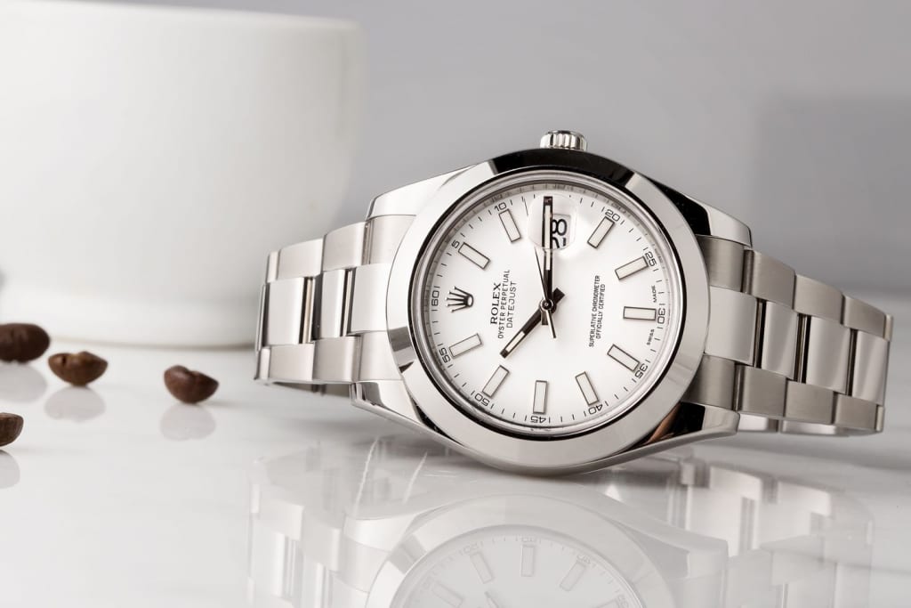Rolex Datejust 41 with smooth bezel and white dial Rolex Datejust 41 with smooth bezel and white dial