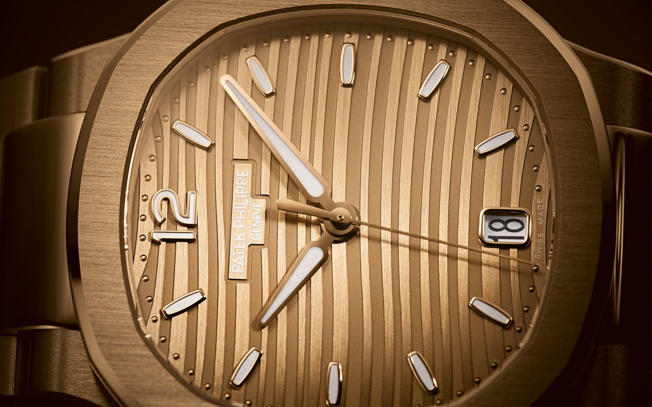 Patek Philippe Nautilus ref. 7118 Best 2019 women's watches