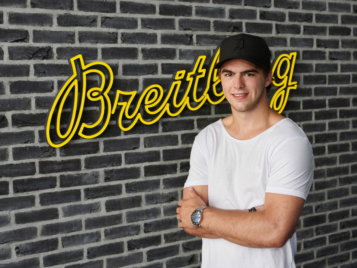 Breitling watches Hockey Nico Hischier ambassador