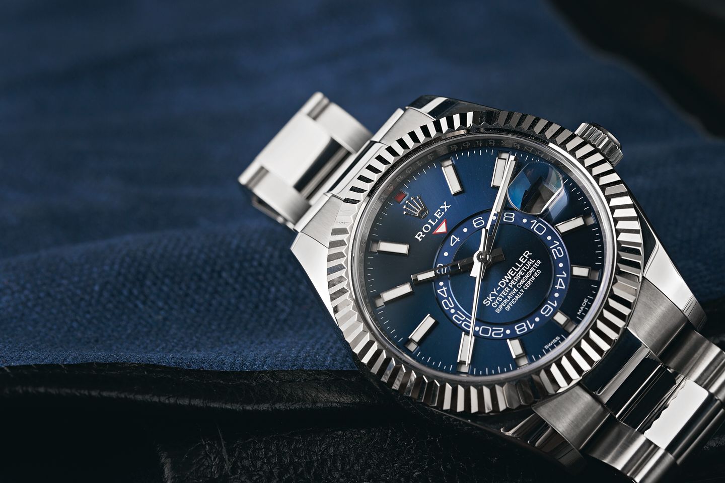 rolex yacht master vs sky dweller