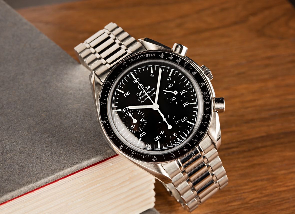 Omega Speedmaster Professional vs Omega Speedmaster Reduced