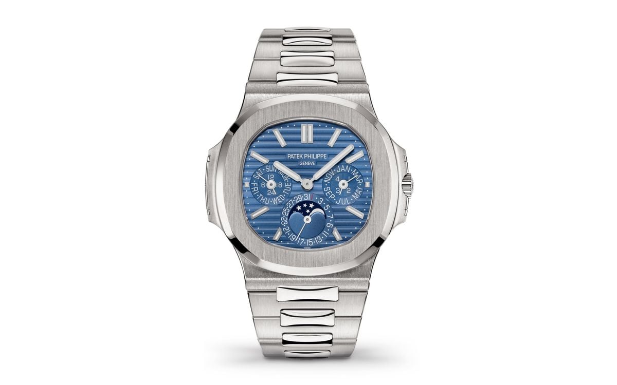 Patek Philippe Nautilus Watches Comparison Buying Guide 5740