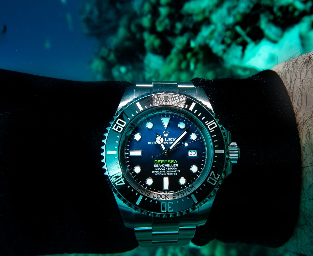 Rolex Sea Dweller Deepsea SCUBA Field Test Bob s Watches