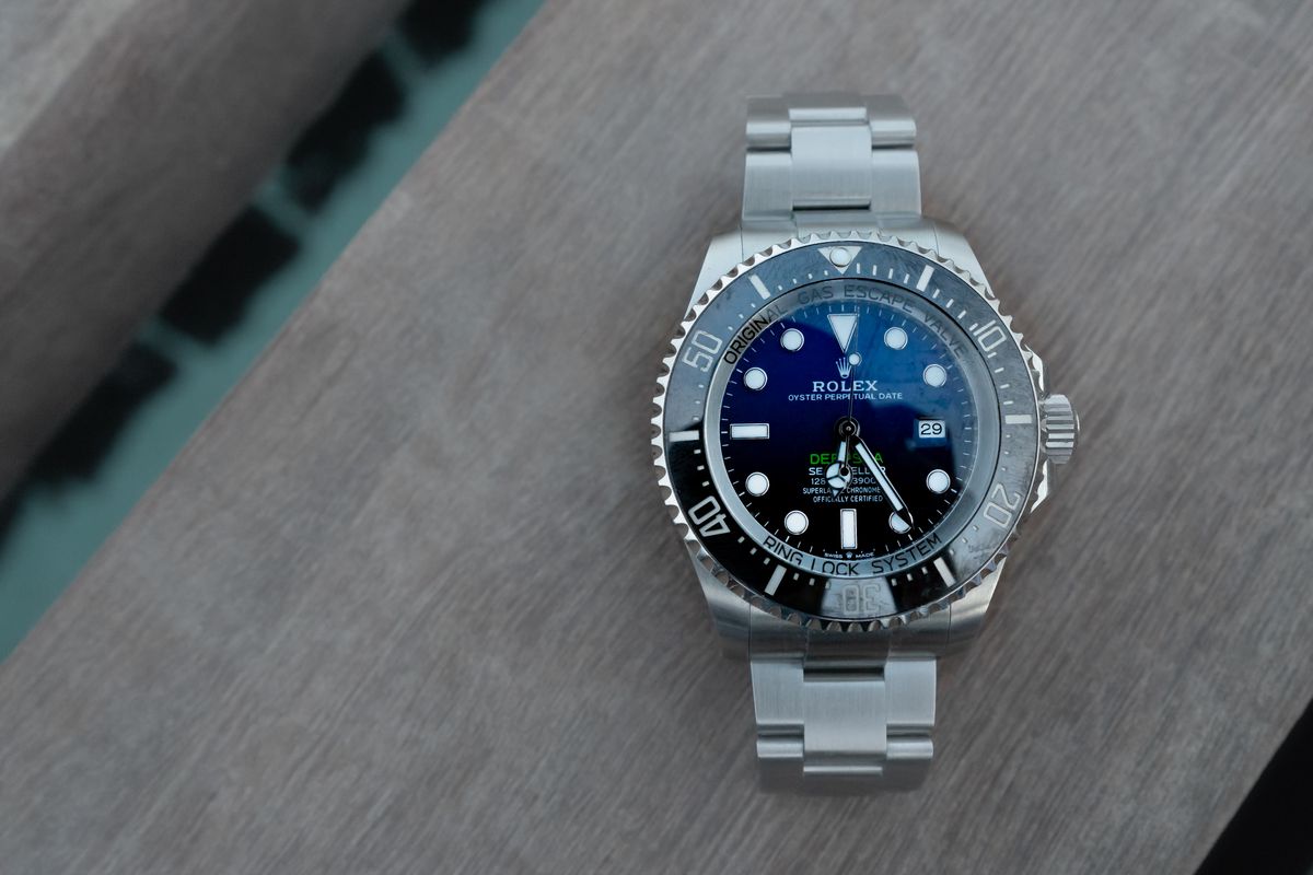 Rolex Sea-Dweller Deepsea Diving Field Test James Cameron