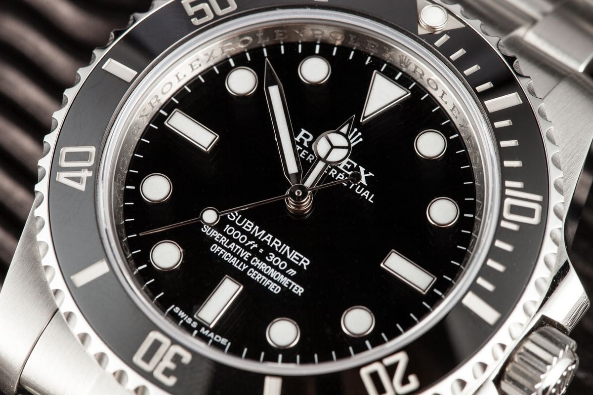 rolex submariner no date discontinued