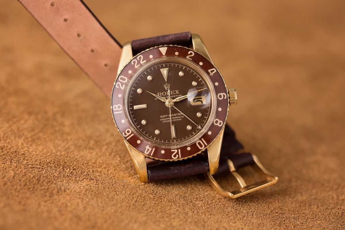 Watch Collecting Tips Value and Collectability Vintage Rolex GMT-Master 6542 Bakelite