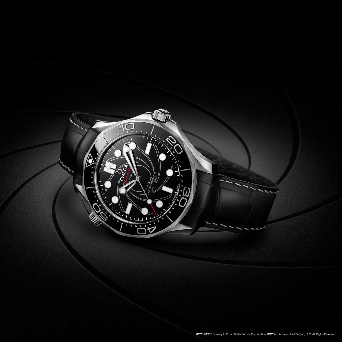 Omega Seamaster Diver 300M James Bond Numbered Edition in Platinum-Gold