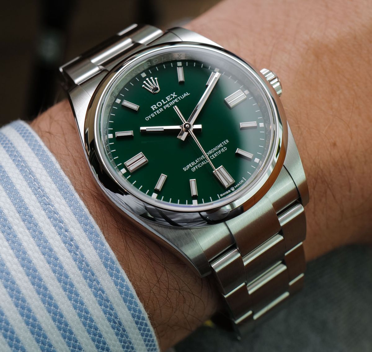 Rolex-Oyster-Perpetual-36-126000-watch-13-1.jpg