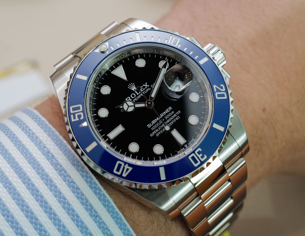 Blue Rolex Submariner 126619LB - White Gold