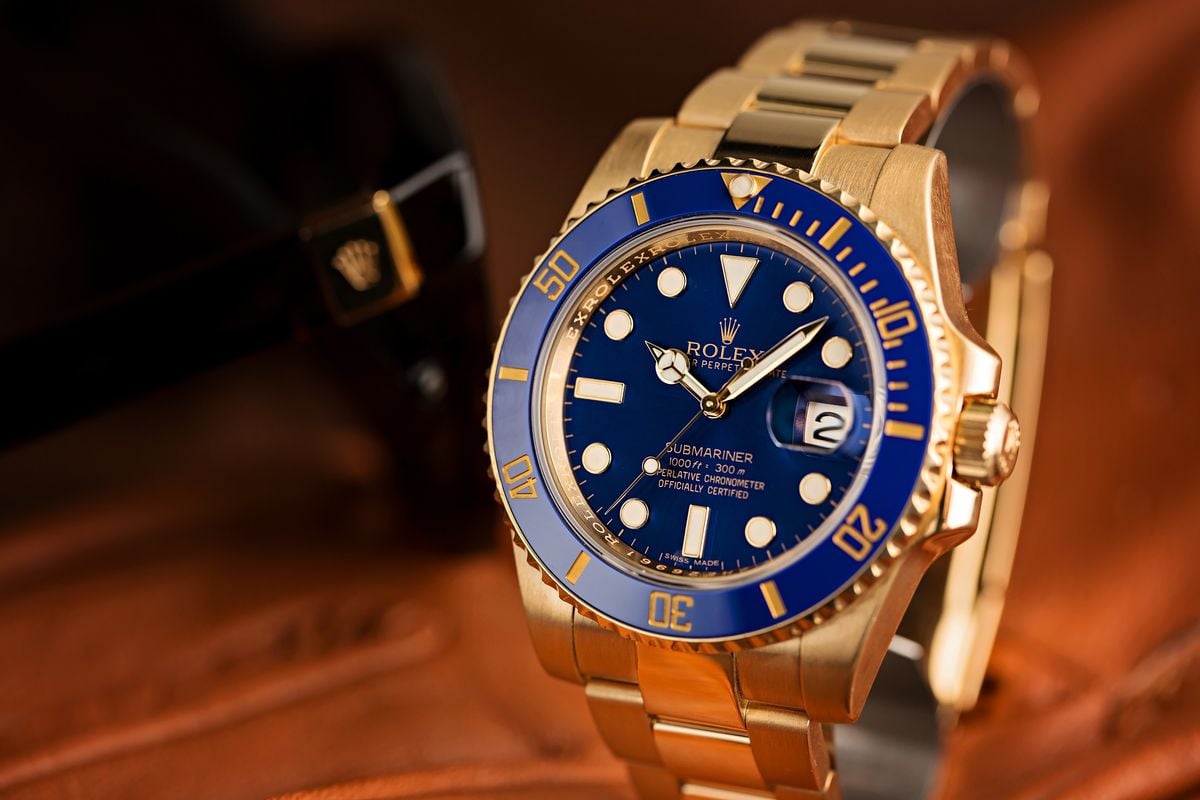 Rolex Submariner vs. Rolex Datejust Comparison Guide | Bob's Watches