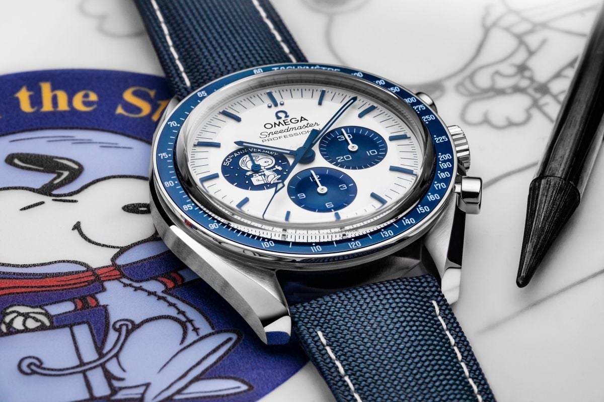 Omega Speedmaster Silver Snoopy Award 50th Anniversary