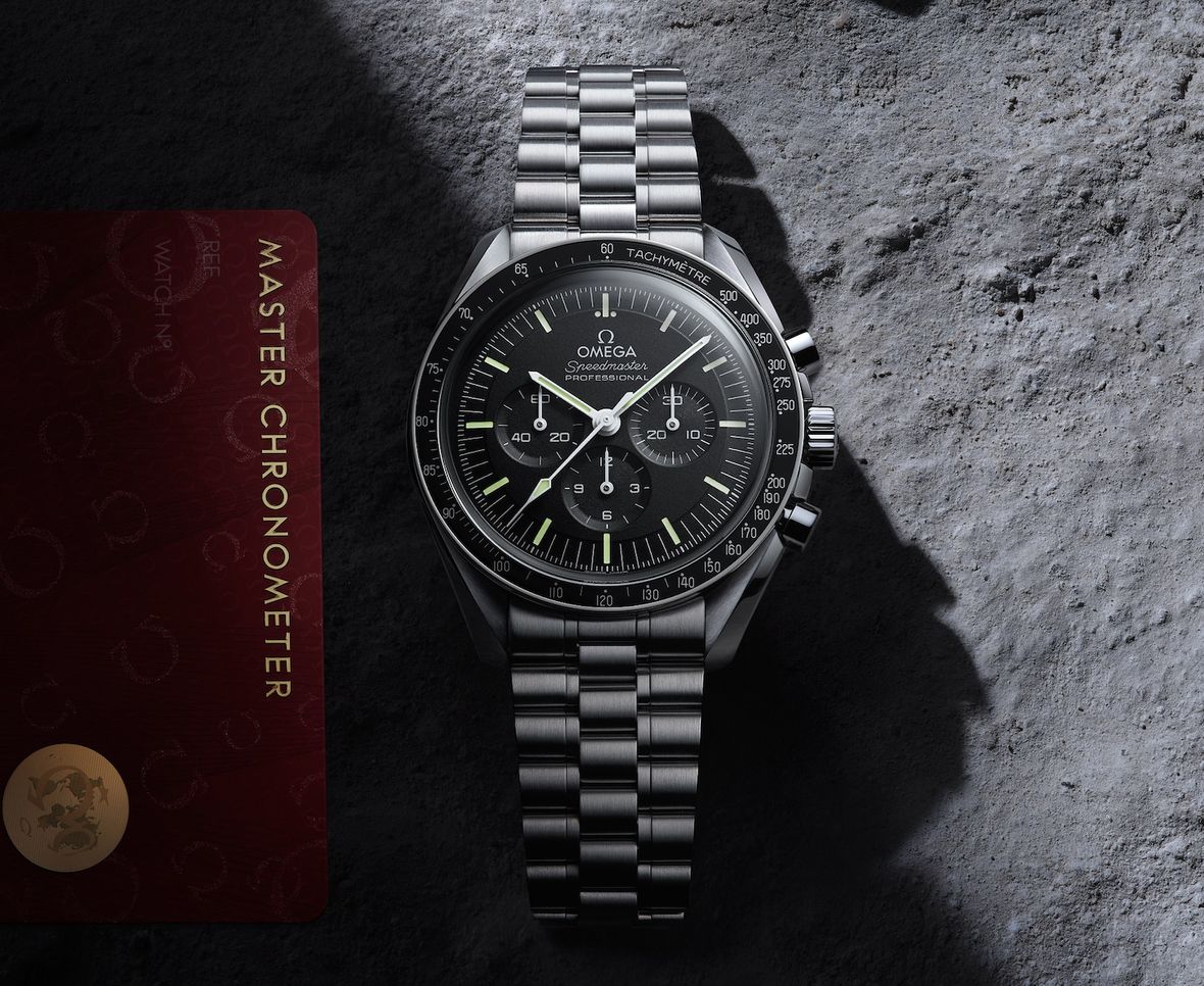 Omega Speedmaster Moonwatch Master Chronometer Co-Axial Caliber 3861 Movement