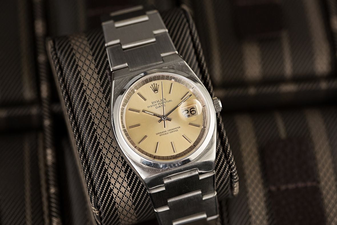 Rolex Date 1530 Integrated Bracelet