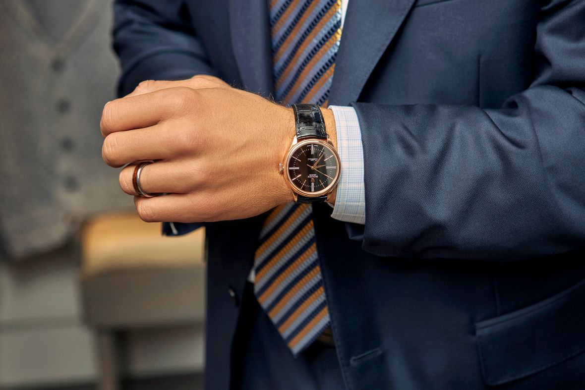 Markeret Sygdom Reskyd How To Wear A Rolex: The Official Style Guide | Bob's Watches