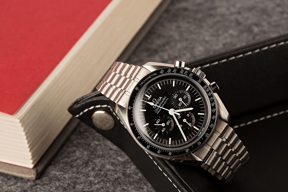 Omega Speedmaster Moonwatch Professional