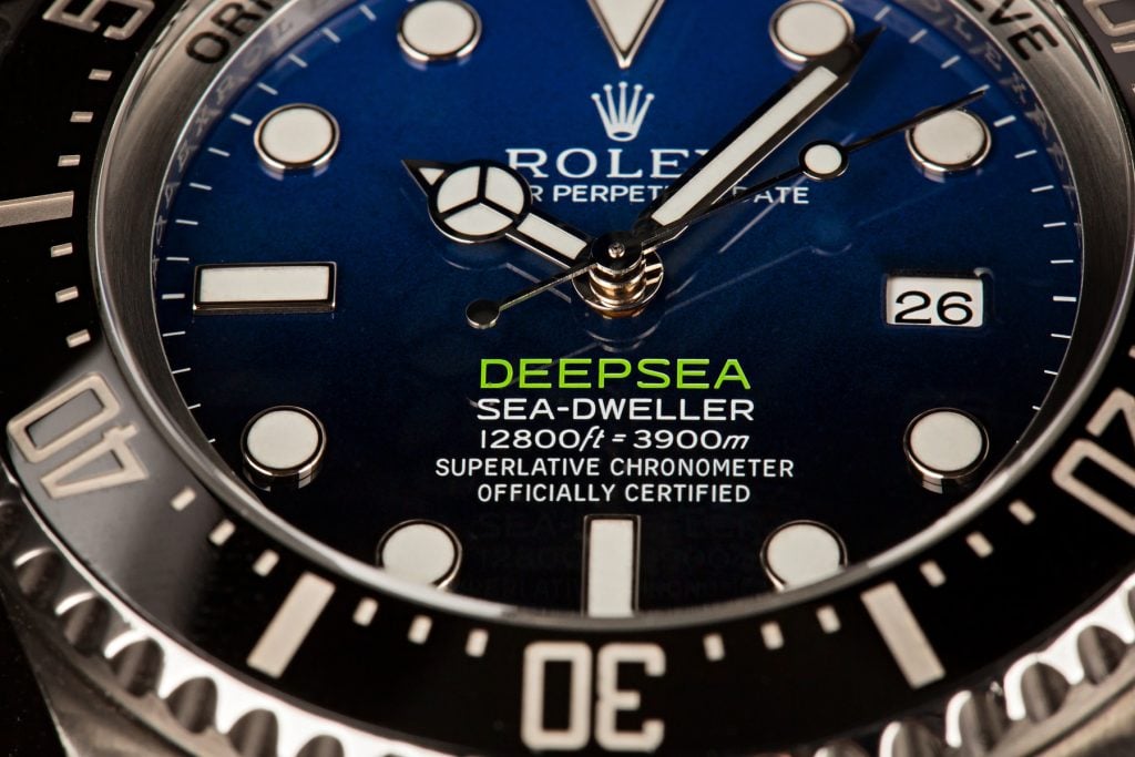 Rolex Sea-Dweller vs Rolex Deepsea 126660 44mm James Cameron D-Blue Dial