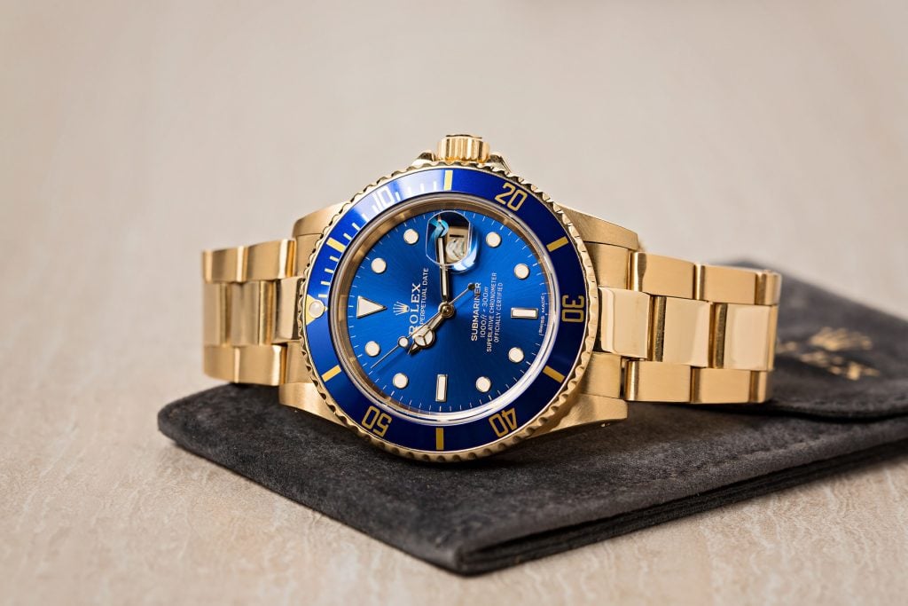 Rolex Submariner 16618 18k Yellow Gold Blue Dial