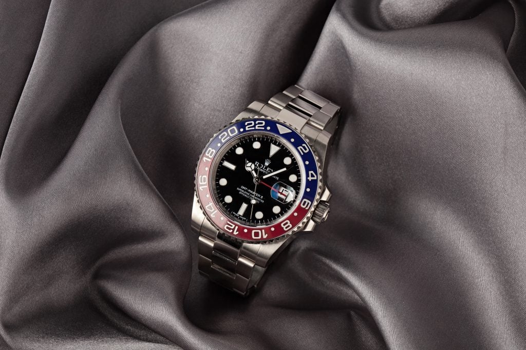 Hot Watches To Pack For Your Warm Winter Getaway Rolex GMT-Master II