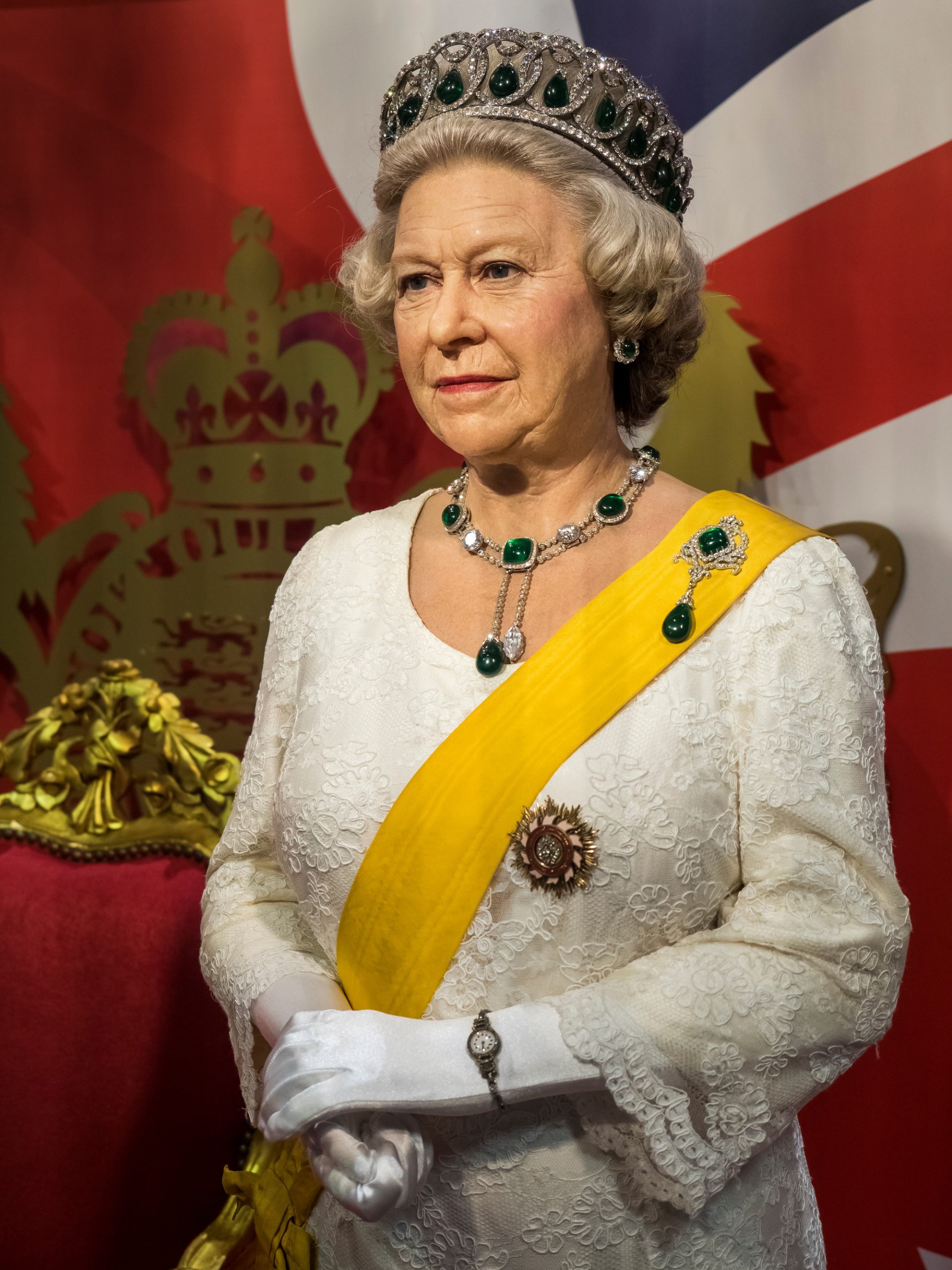 Queen Elizabeth II Watch Collection LaptrinhX / News