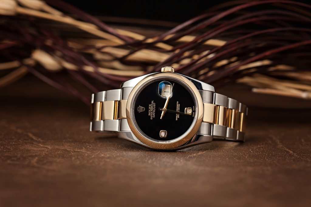 Rolex Datejust vs Rolex Date Two-Tone