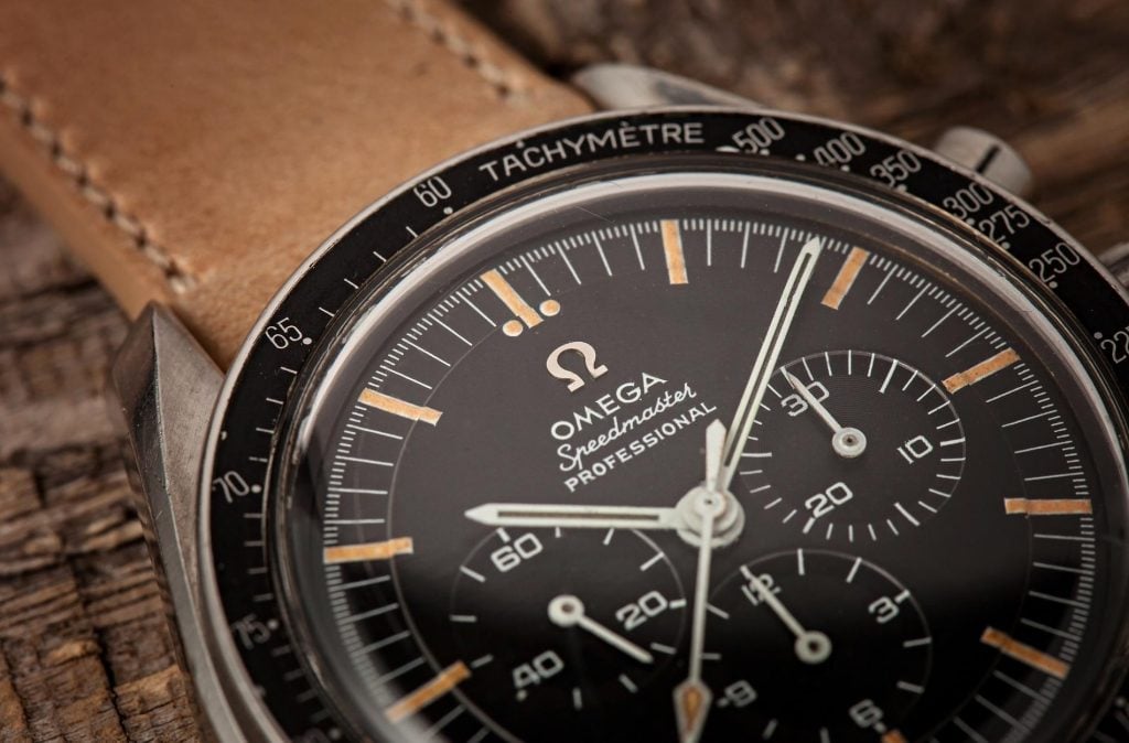 vitnage omega speedmaster features