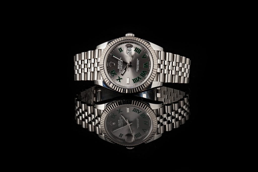 Hot Watches To Pack For Your Warm Winter Getaway Rolex Datejust