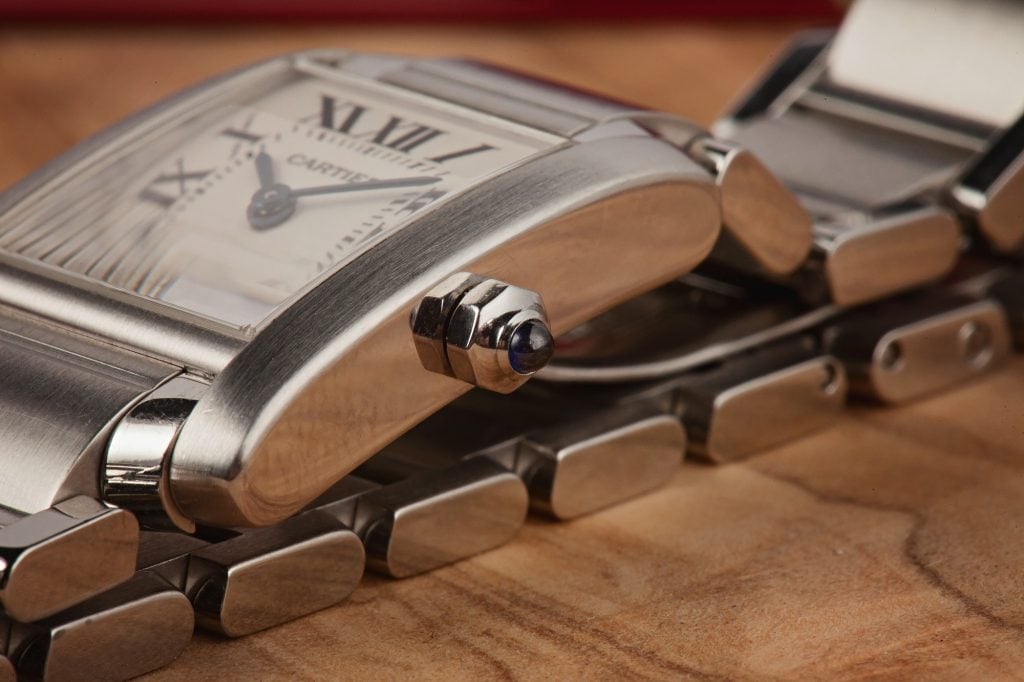 Cartier Tank Francaise Ultimate Buying Guide Case Bracelet 