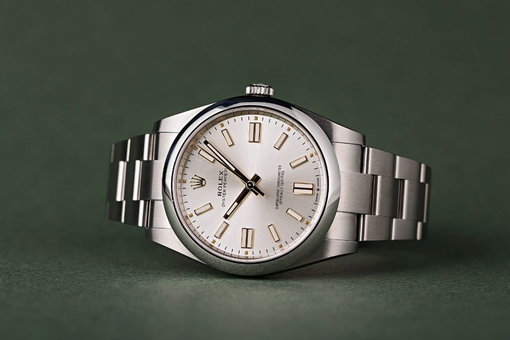 Rolex Oyster Perpetual 41 Ref 124300 - Best Minimalist Watch